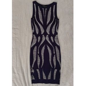 Karen Millen Knitted dress. Size 1 (XS). Luxury English brand.
